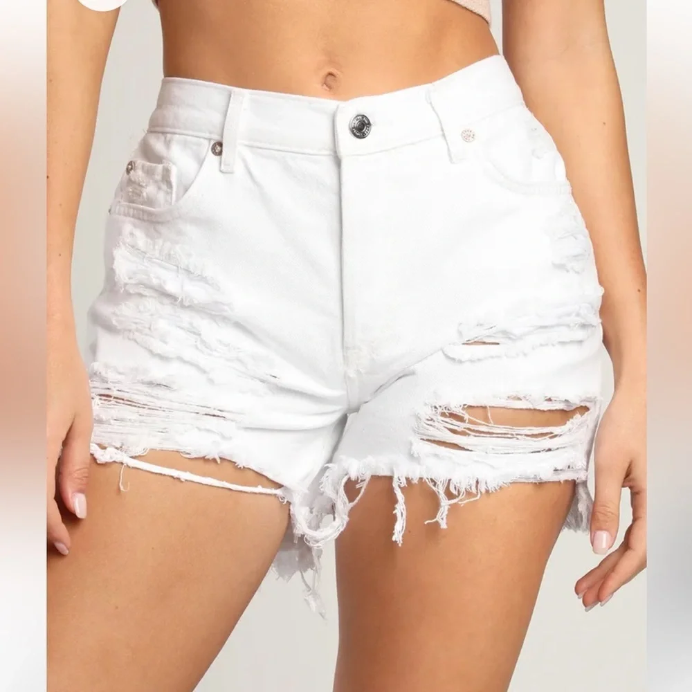 🟤NWT FREE PROPLE Mid-Rise Maggie Denim Shorts in Optic White Sz 26